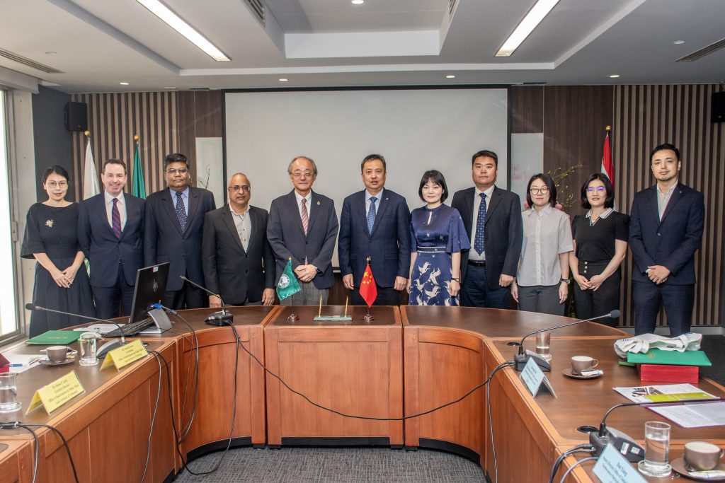 Group photo from the renewal of MoU between AIT and NPU